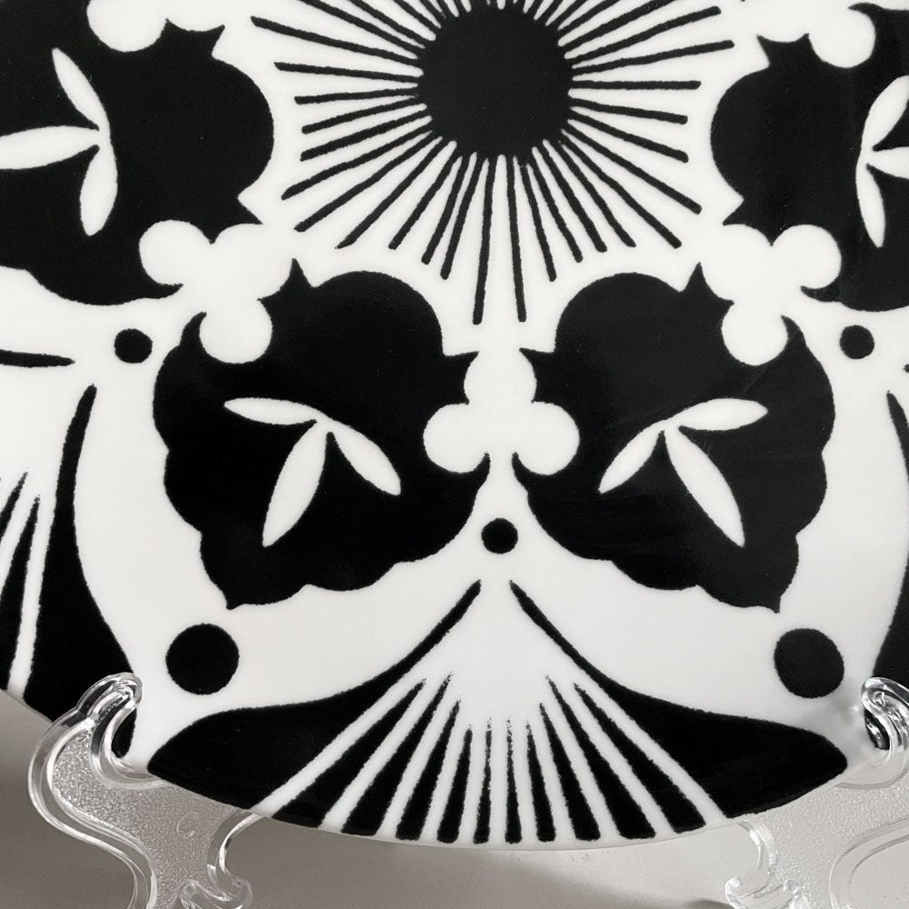 ツェツェアソシエ Tse＆Tse associees お腹ペコペコのお皿たち  les affamés ナヴォイ 大皿プレート ウズベキスタン模様 ブラック フランス パリ 廃番 ♪