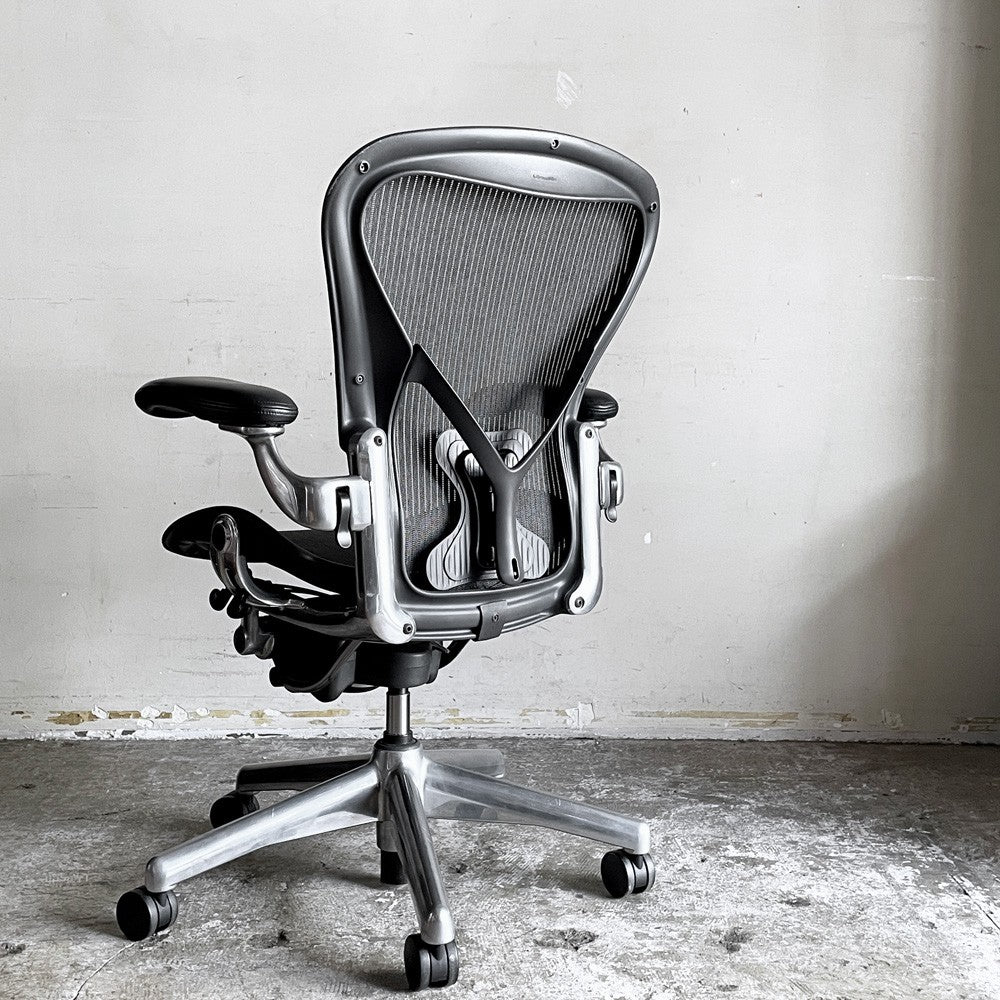 ハーマンミラー Herman Miller アーロンチェア スタンダード Bサイズ ポスチャーフィット ポリッシュドアルミベース ビル・スタンフ＆ドン・チャドウィック ■