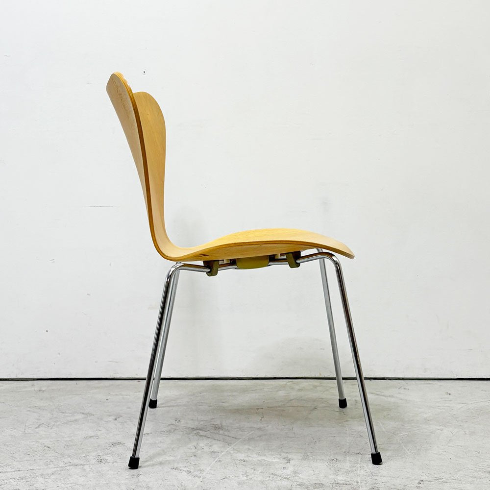 フリッツハンセン Fritz Hansen 3107 セブンチェア ラッカー仕上げ スタッキング アルネ・ヤコブセン デンマーク 北欧家具 ビンテージ A ●