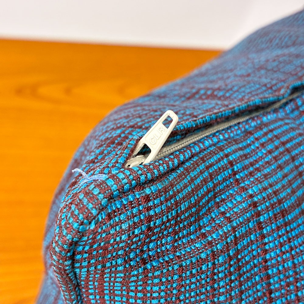 カッシーナイクスシー Cassina ixc. クッション W45cm ターコイズブルー×ブラウン フェザー 織柄 モダン A ◎