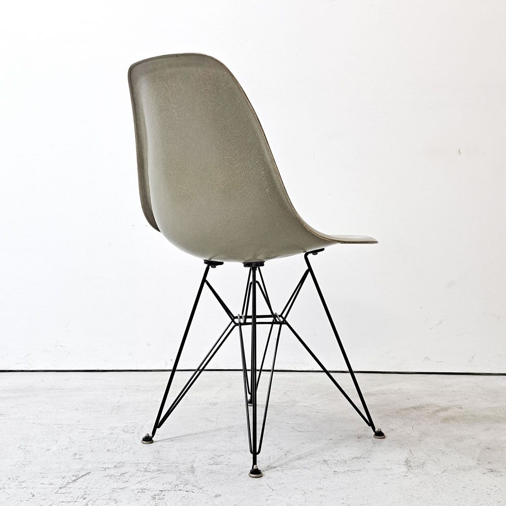 ハーマンミラー Herman Miller ビンテージ サイドシェルチェア ダイニングチェア 2nd FRP グレージュ エッフェルベース イームズ ミッドセンチュリーモダン取扱い ●