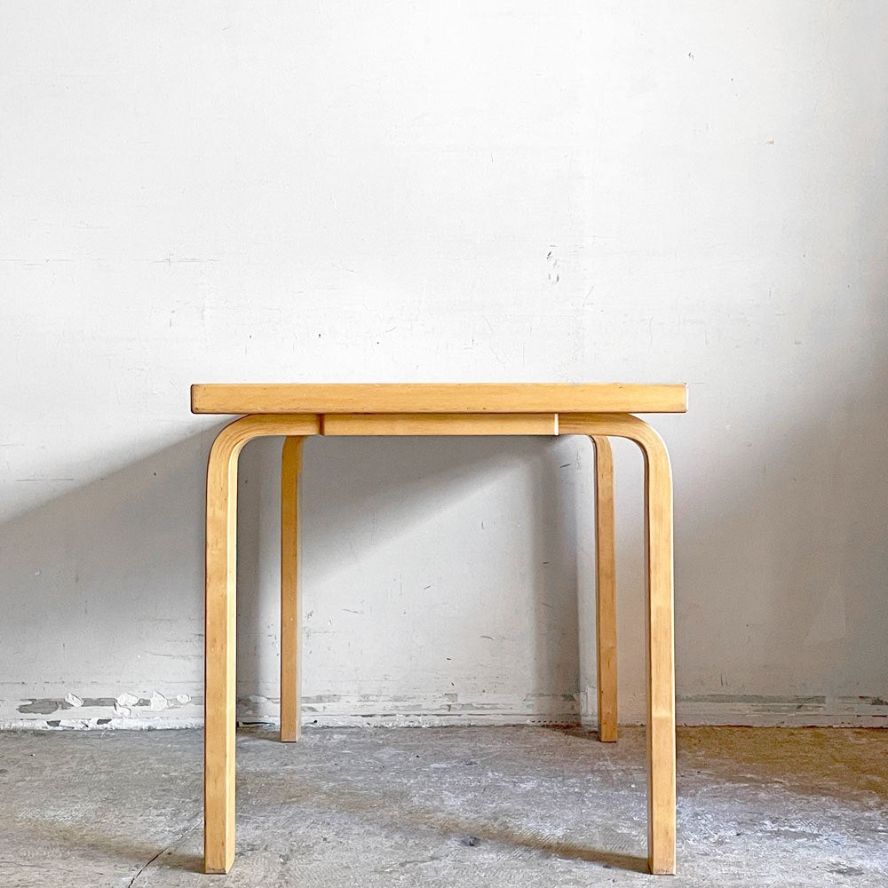 アルテック artek コーヒーテーブル バーチ材 ナチュラルラッカー 80×60cm アルヴァ・アアルト 北欧家具 フィンランド ■