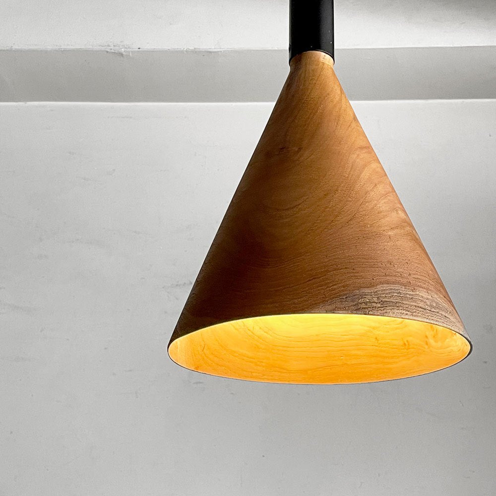 ダリールズ Dareels コーンウッドハンギングランプ CONE WOOD HANGING LAMP チーク古材×スチール ペンダントライト 円錐 ■