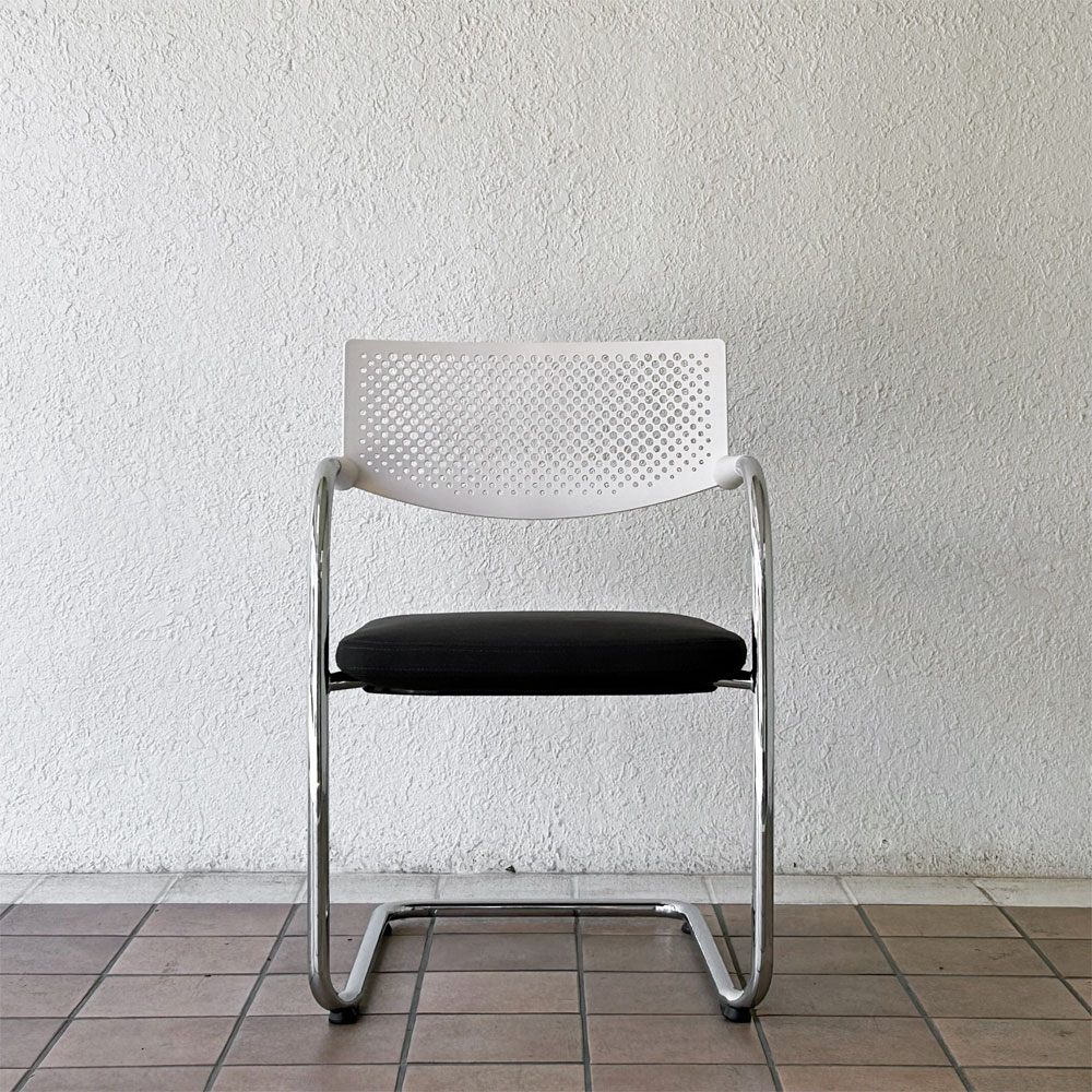 ヴィトラ vitra ビザビ2 Visavis2 アームチェア デスクチェア ホワイト/グレー系 カンティレバー スタッキング可能 アントニオ・チッテリオ B ◇
