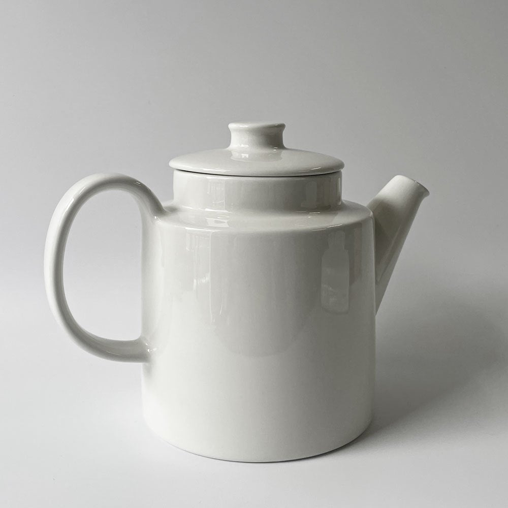 イッタラ iittala ティーマ TEEMA ティーポット ホワイト カイ・フランク Kaj Franck 耐熱 オーブン・レンジ可能 北欧食器 ◇