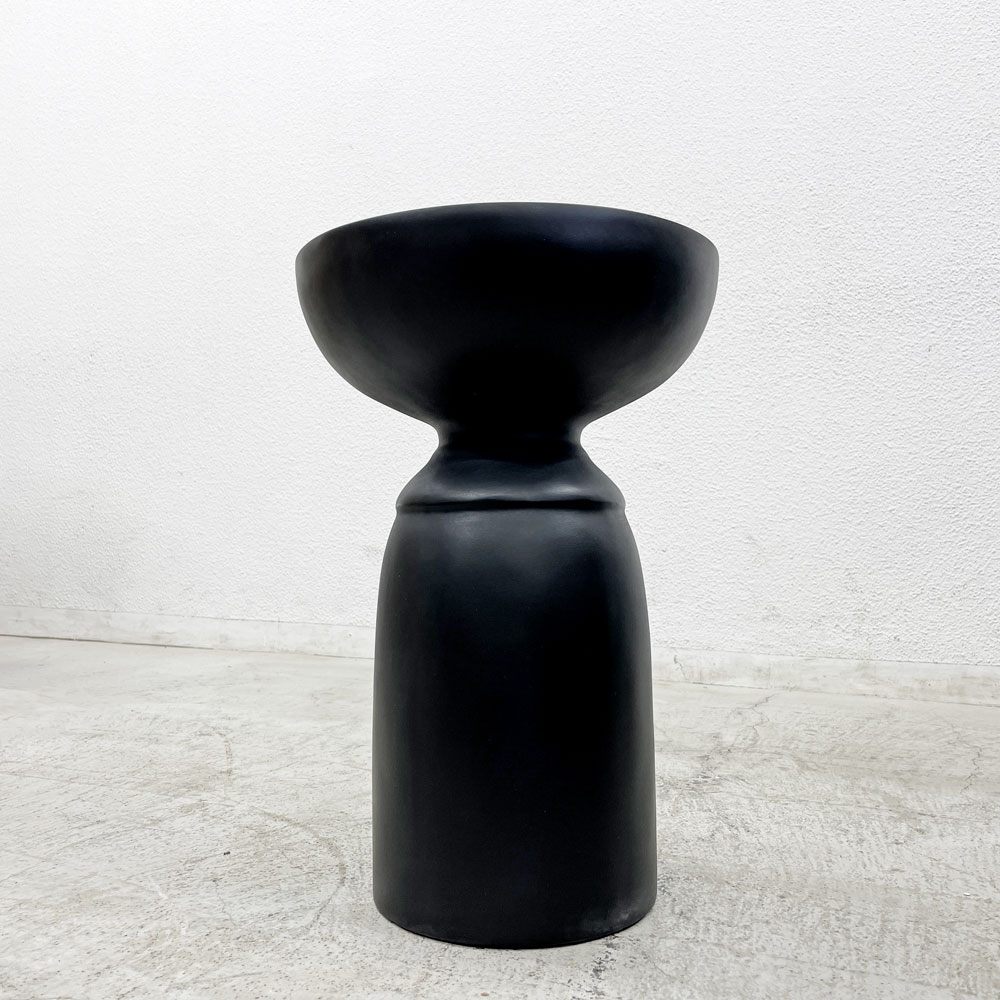 モーダエンカーサ moda en casab トーテム TOTEM table サイドテーブル スツール コンクリート 未使用品 箱付き B 〓