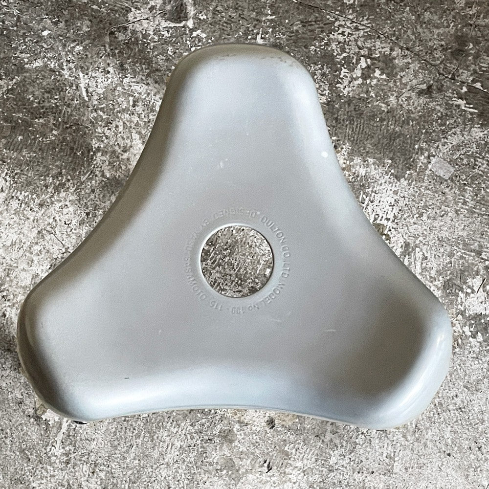 ダルトン DULTON  ウィズダムトゥーススツール WISDOM TOOTH STOOL スチール製 スタッキング インダストリアルデザイン 廃番 ■