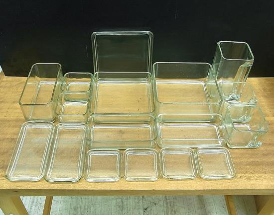 ●Vereinigte Lausitzer Glaswerke　”KUBUS”　ガラスキャニスター17pcs.セット　Wilhelm Wagenfeld