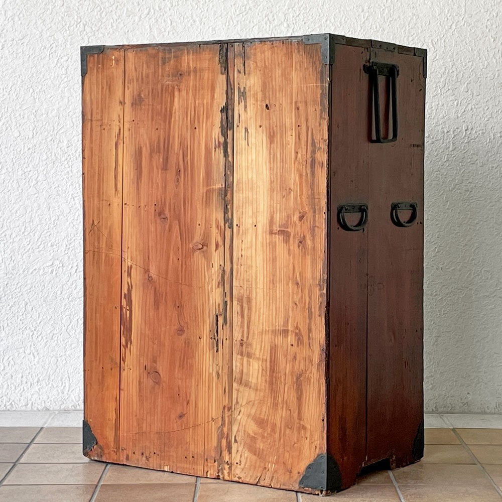 山形最上箪笥 牡丹図金具 隙間箪笥 欅材 時代箪笥 ジャパンビンテージ 和家具 鍵付 ◇