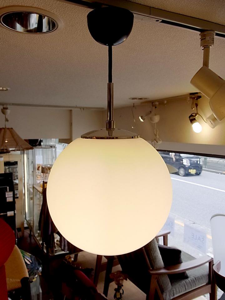 ◇ LIMBURG/リンブルグ ドイツ　PENDANT F8201N　真球ガラスグローブ　ペンダントライト