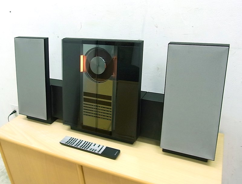 ●B&O/バング＆オルフセン　BeoSystem2300 (BeoCenter2300 + BeoLab2500) + BeoLink1000