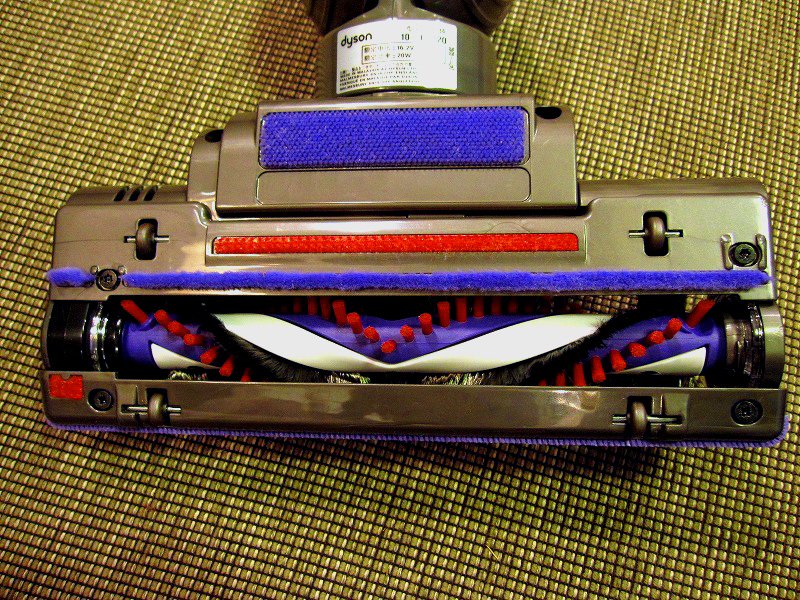 ★ イギリス dyson / ダイソン　『 DC45 / モーターヘッド コードレスクリーナー 』　コードレス充電式ハンディークリーナー / 掃除機