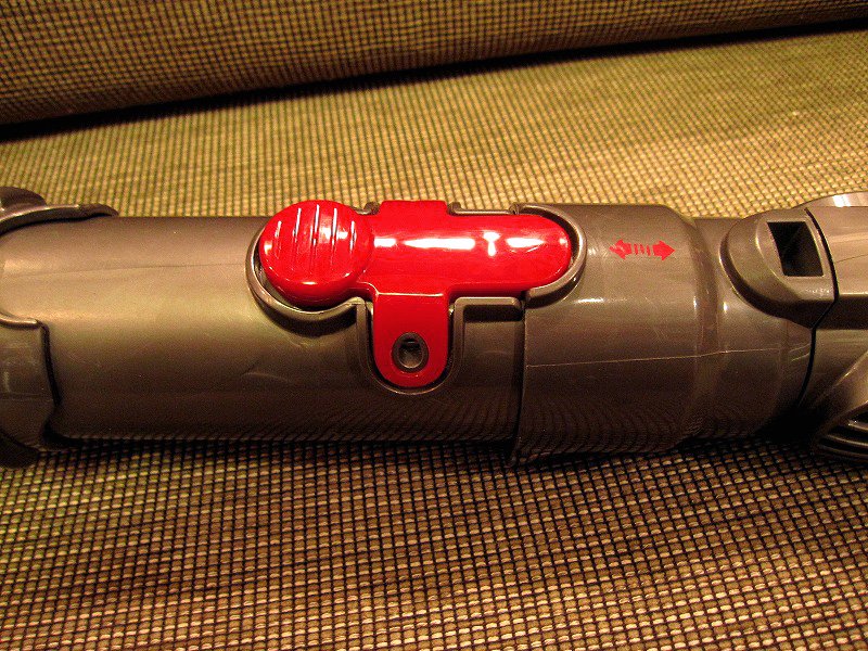 ★ イギリス dyson / ダイソン 『 DC12 / サイクロンクリーナー 』 紙パック不用 コード式掃除機