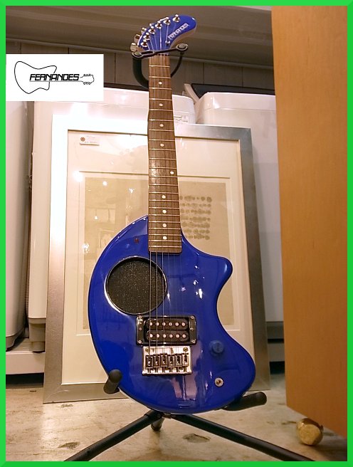 ■フェルナンデス Fernandes Zo3 スピーカー内蔵ギター ブルー ソフトケース付