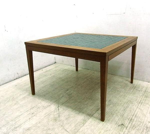 ● デンマーク製 ビンテージ チーク材 タイル リビングテーブル