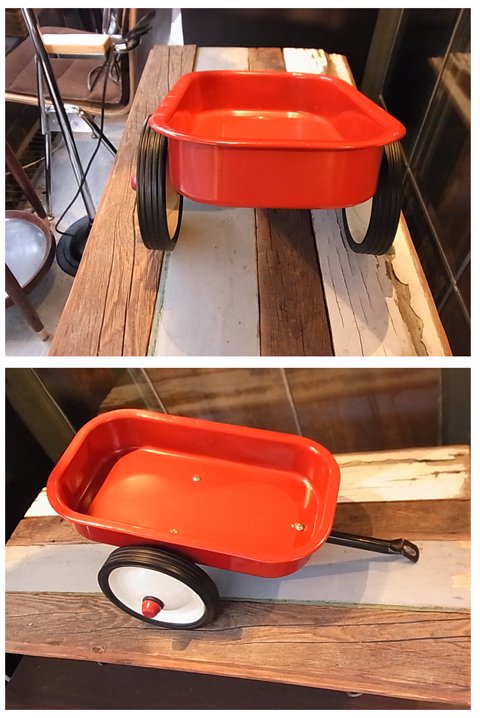 ■Tractor&Trailre Ride on Toy(トラクターとトレーラーの子供用乗り物)