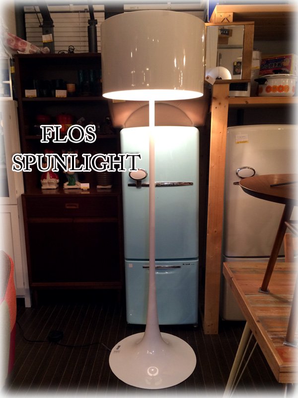 ◎経堂店　FLOS フロス SPUN LIGHT F　スパンライト ホワイト