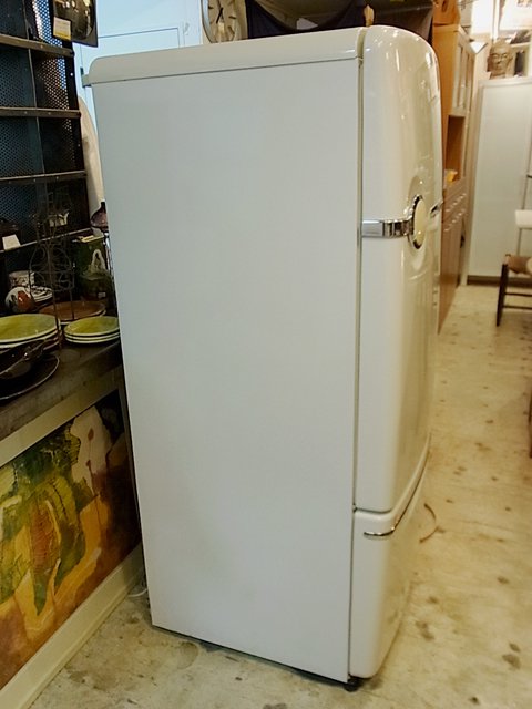 ■“WiLL”ジャパンユニットプロダクト/260L冷蔵庫 NR-B26B1　2001年製
