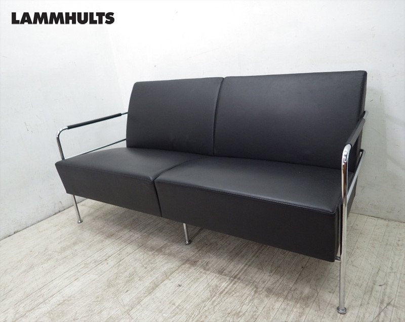 LAMMHULTS/ラムホルツ 『CINEMA シネマ』シリーズ 2シーター ソファ 参考価格￥753,900- ●