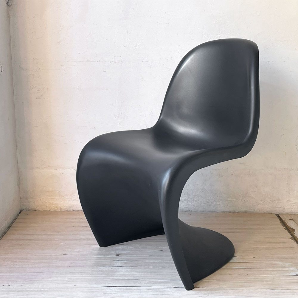 ヴィトラ vitra パントンチェア ダイニングチェア スタッキングチェア ヴェルナー・パントン Panton ミッドセンチュリー スペースエイジ ブラック ★