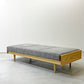 グラフ graf × 相合家具 SOGO adシリーズ デイベッドベンチ Day bed bench ホワイトアッシュ材 グレー系 ファブリック W171cm ●
