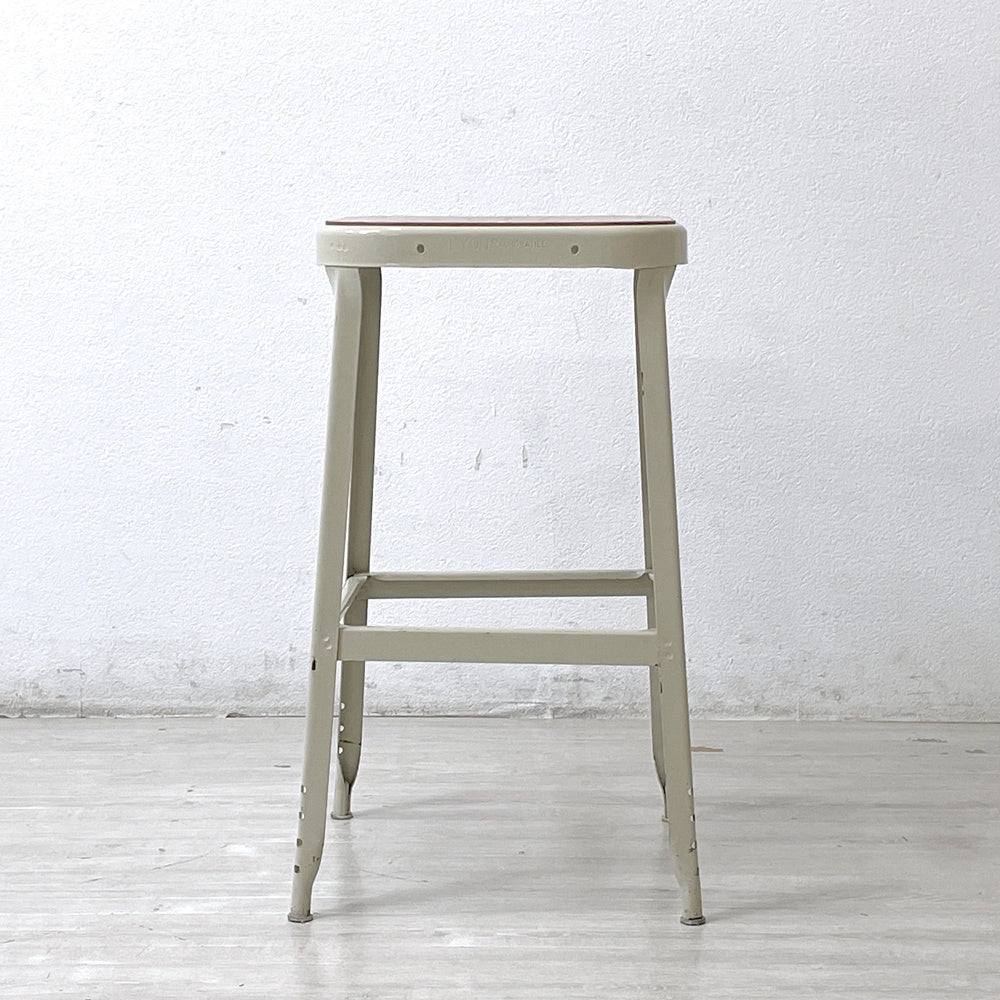 リオン LYON ファクトリー スツール FACTORY STOOL Lサイズ プレスウッドシート パシフィックファニチャーサービス P.F.S取扱 B ●