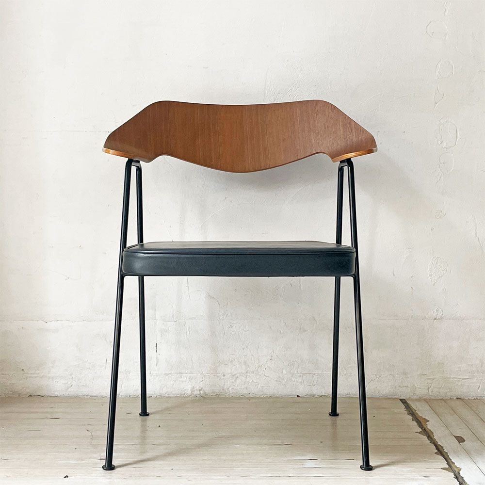 ケースファニチャー Case Furniture 675チェア アームチェア ロビンデイ Robin Day プライウッド ミッドセンチュリー ★