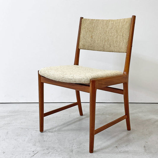 北欧ビンテージ Scandinavian Vintage チーク無垢材 ダイニングチェア ファブリック ベージュ系 ミッドセンチュリー B ●