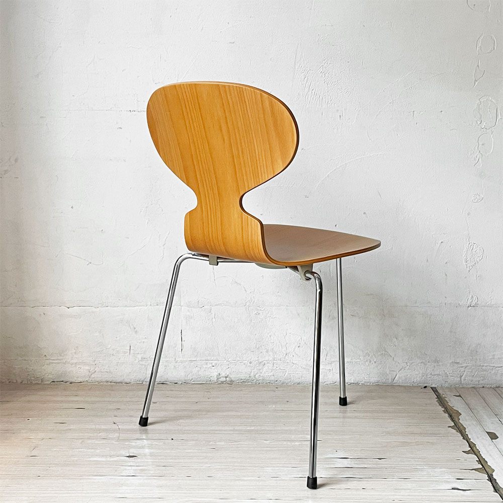 フリッツハンセン Fritz Hansen アントチェア 3本脚 ビーチ材 ラッカー仕上げ アルネ・ヤコブセン 北欧家具 2004年製 ★