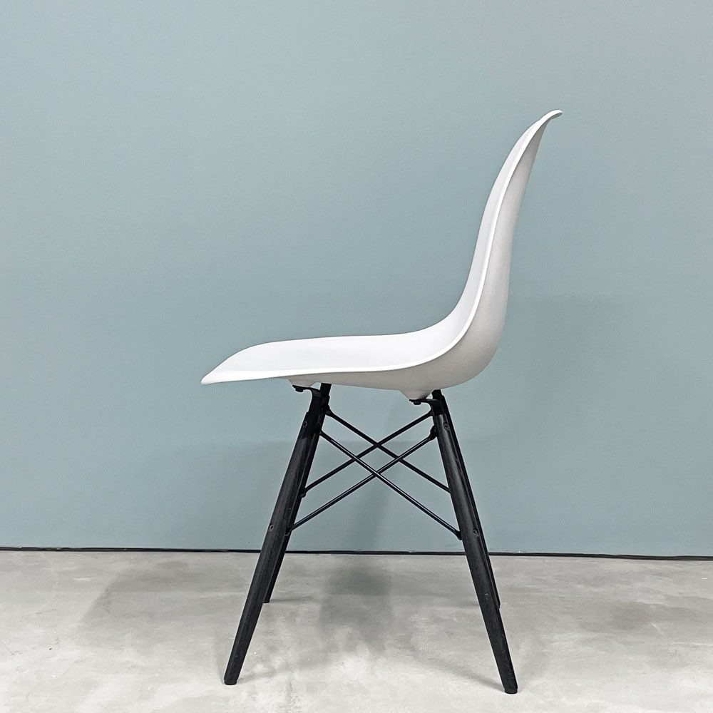 ハーマンミラー HermanMiller サイドシェルチェア ドゥエルレッグ DSW アルパイン × エボニー ポリプロピレン製 イームズ ミッドセンチュリー B ◎