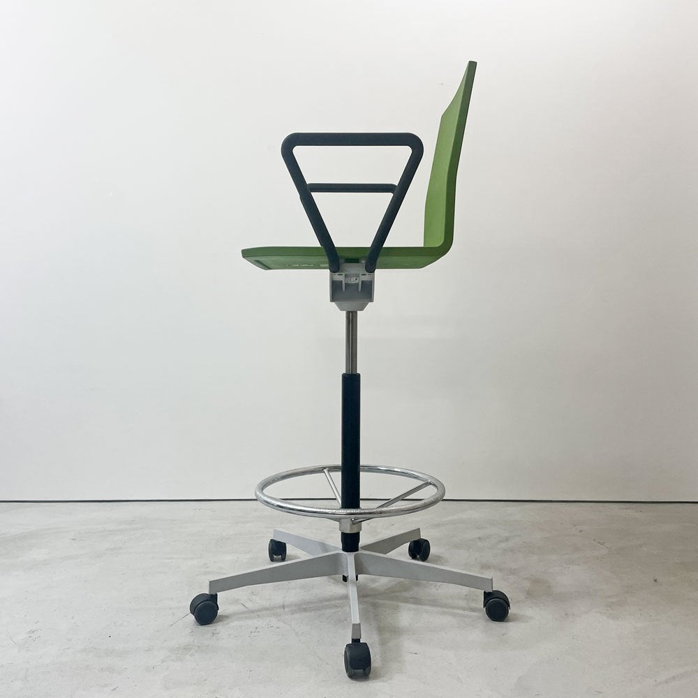 ヴィトラ Vitra ゼロフォー カウンター 04 Counter オフィスチェア ハイチェア カウンターチェア グリーン アーム カーペット用キャスター マールテン・ヴァン・セーヴェレン 廃番カラー ●