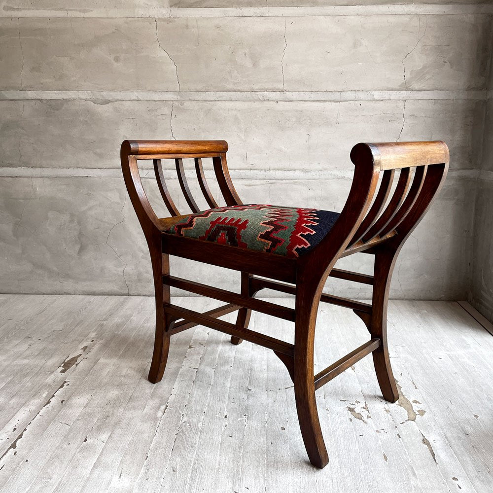 カルティニチェア Kartini Chair 1人掛け スツール キリム張り Kilim upholstery アジアン家具 リゾートスタイル♪