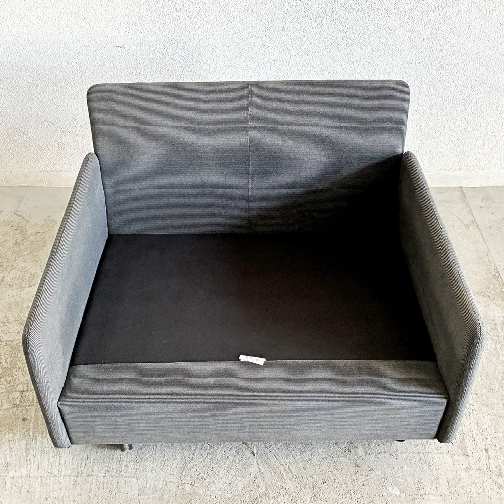 カッシーナイクスシー Cassina ixc. カレス CARESS 1シーターソファ 1人掛け ファブリック グレー×ネイビー モールドウレタン キャスター付 参考価格28万円 廃番 A 〓