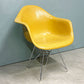 ハーマンミラー Herman Miller アームシェルチェア セカンド 2nd FRP エッフェルベース マスタードカラー ヨーロッパ仕様 イームズ ◎