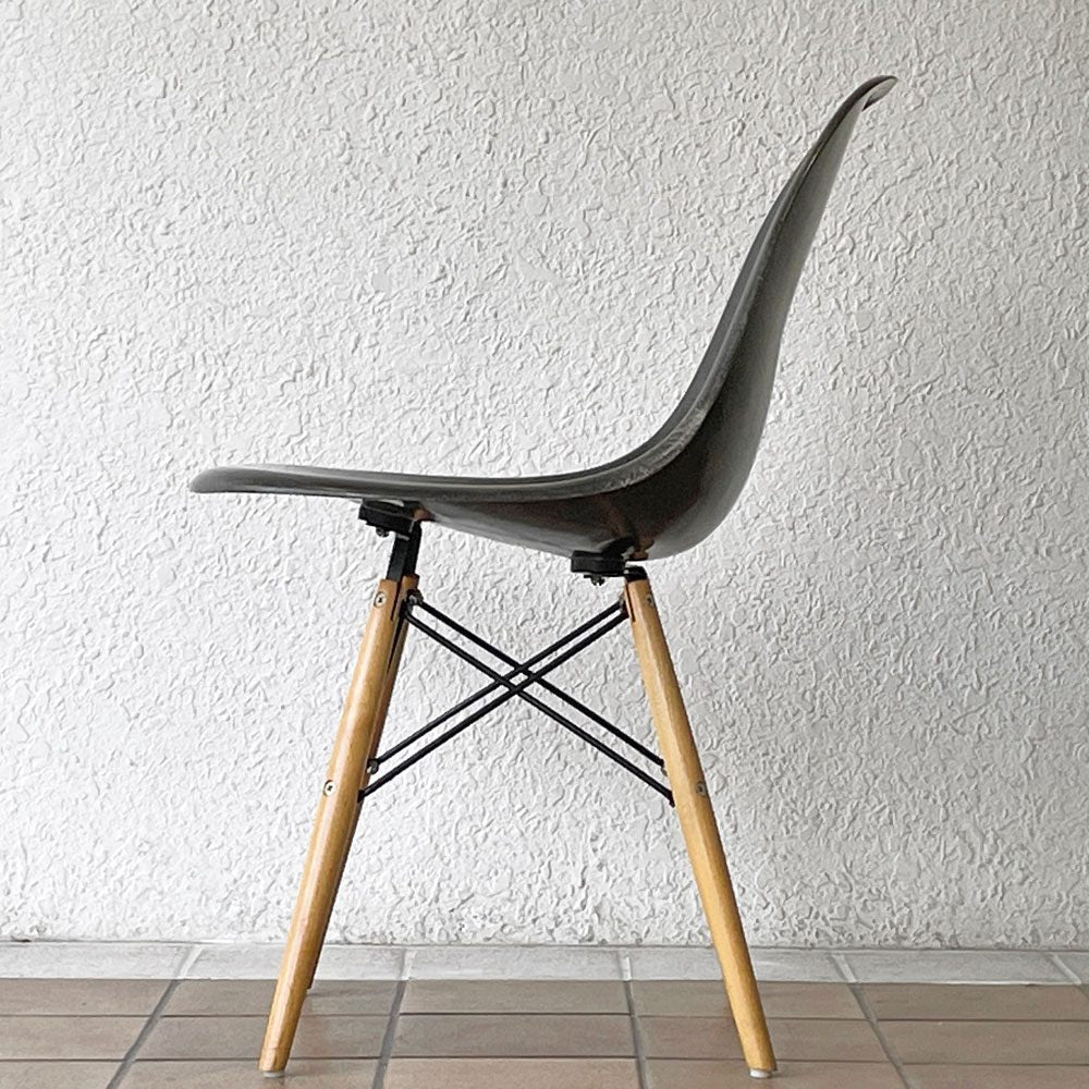 ハーマンミラー Herman Miller サイドシェルチェア セカンド 2nd FRP エレファントハイドグレー ダウェルベース イームズ ビンテージ ◇