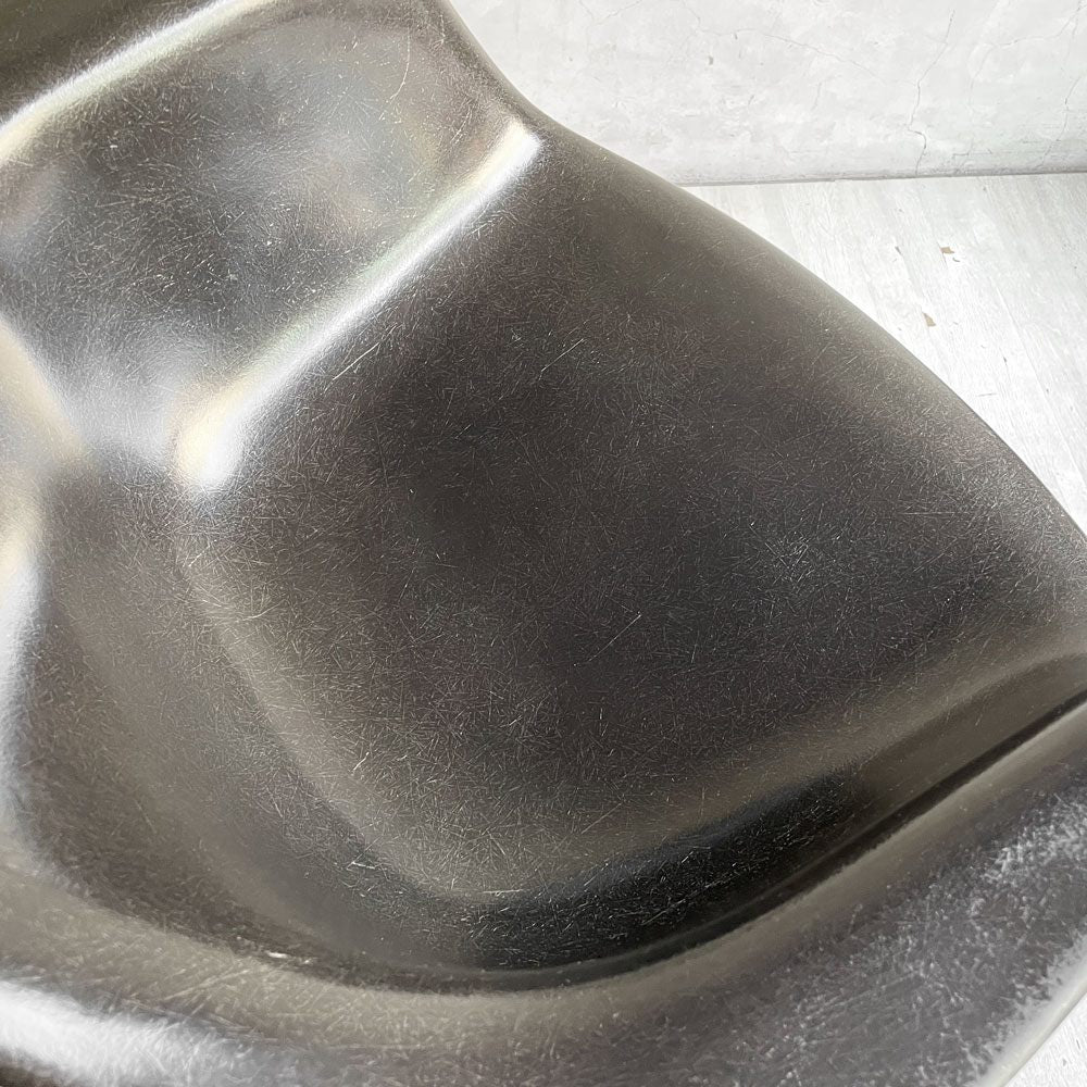 ハーマンミラー Herman Miller アームシェルチェア セカンド 2nd ビンテージ FRP ダークトーン ロッカーベース イームズ ミッドセンチュリー 希少カラー ♪