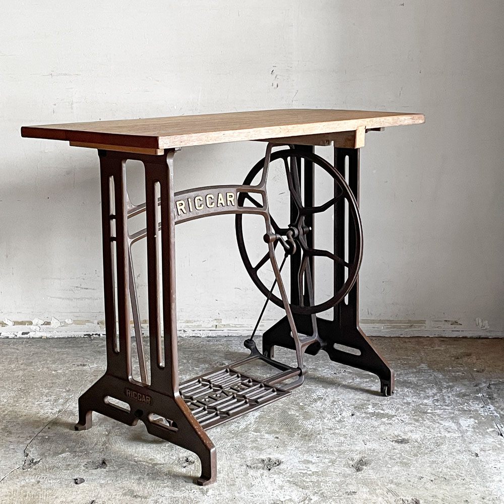 ビンテージ リッカー RICCAR ミシン脚テーブル デスク 作業台 無垢集成材天板 リメイク家具 ジャパンビンテージ ■