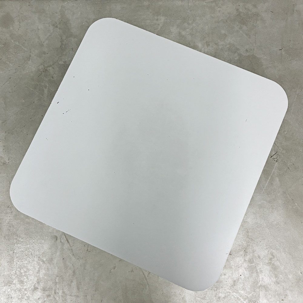 キット kit サイドテーブル ミニマル カフェテーブル 円形 コンパクト アーバンインダストリアル モダン 特注 スクエア天板 ◎