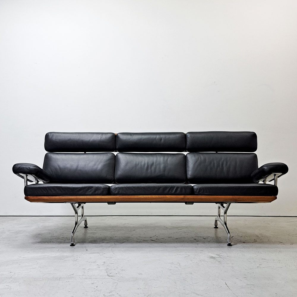 ハーマンミラー Herman Miller イームズソファ Eames Sofa 3シーター ウォールナット材 レザー ブラック C&R. イームズ ミッドセンチュリー ●