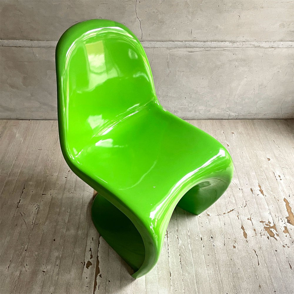 パントンチェア Panton Chair ヴェルナー・パントン Panton スペースエイジ FRP樹脂 スタッキングチェア ミッドセンチュリー グリーン リプロダクト品 ♪