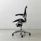ハーマンミラー Herman Miller アーロンチェア フル装備 Bサイズ ポスチャーフィット クラシックカーボンメッシュ ポリッシュドアルミベース レザーアーム ビル・スタンフ ＆ ドン・チャドウィック ●