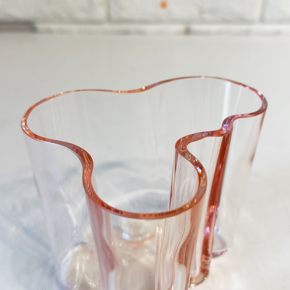 イッタラ iittala アルヴァ・アアルトコレクション Alvar Aalto Collection ベース H95mm サーモンピンク 日本限定 アルヴァ・アアルト生誕120周年記念 北欧雑貨 ◎