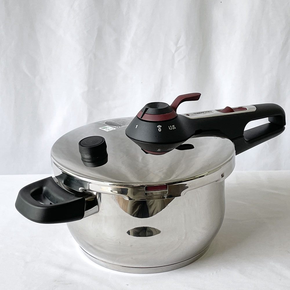タッパーウェア Tupperware 圧力鍋 Pressure Cooker 4.5L すのこ 三脚付き ステンレス ドイツ製 定価 45,000円 ◇