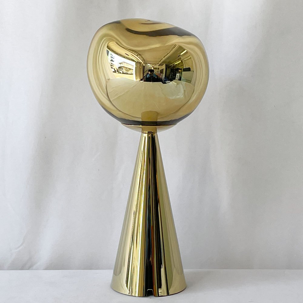 トムディクソン Tom Dixon メルトポータブル MELT PORTABLE ゴールド 内蔵LED テーブルライト 間接照明 未使用品 箱付 定価¥49,500- ◇