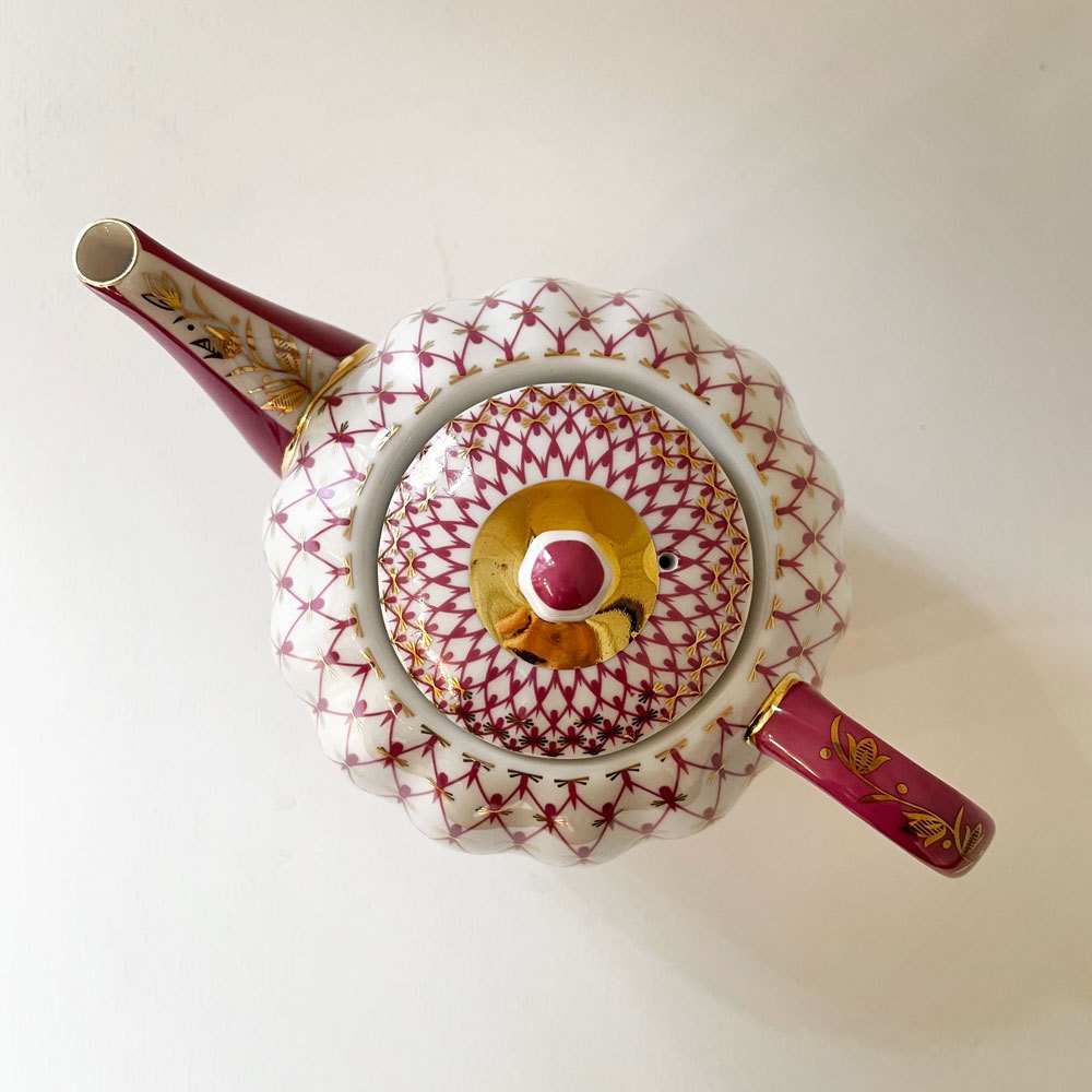 インペリアルポーセリン Imperial Porcelain コバルトネット COBALTNET ティーポット ピンク 600ml アンナ・ヤツケヴィッチ ロシア 参考価格￥25,300- ◎