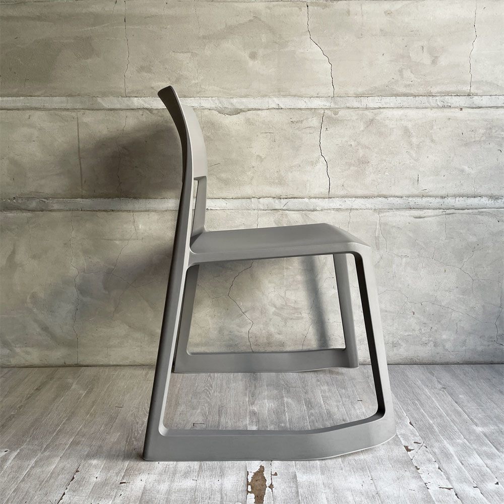 ヴィトラ Vitra ティプトン Tip Ton ワークチェア ダイニングチェア デスクチェア バサルト スタッキング チルト機能 定価￥47,300- B ♪
