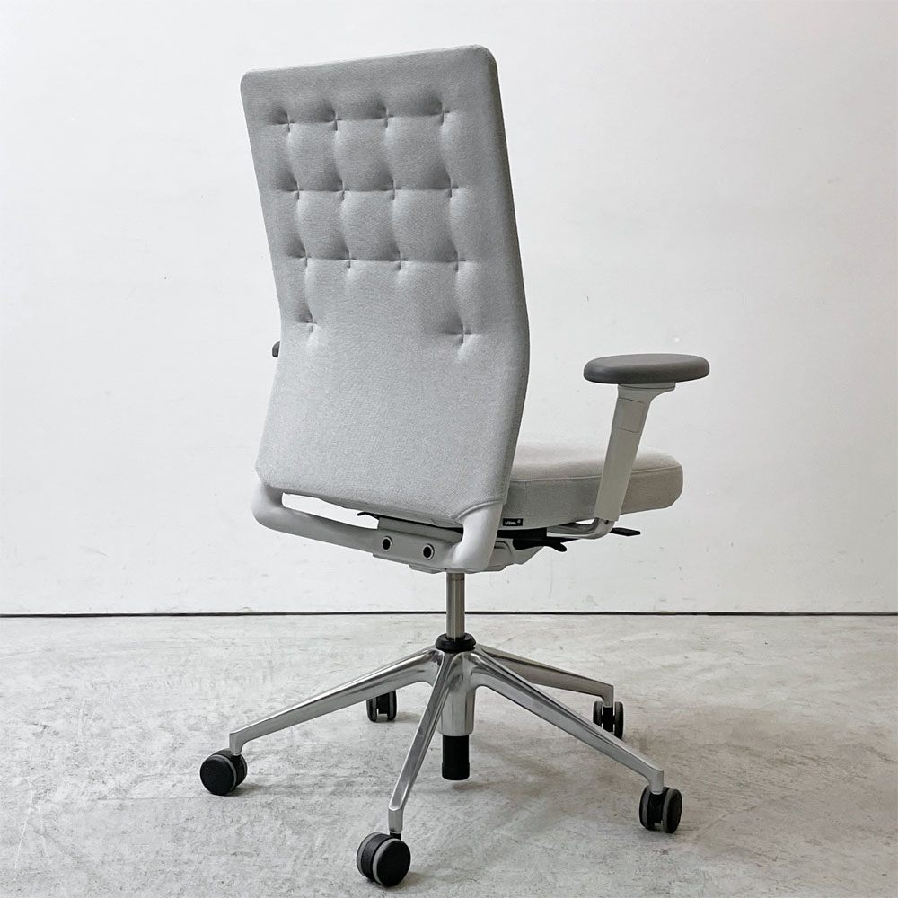 ヴィトラ vitra IDトリム ID Trim 2Dアームレスト オフィスチェア デスクチェア キャスター アントニオ・チッテリオ 定価 ￥218,900- ●