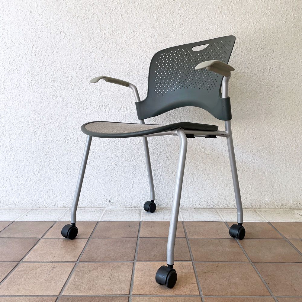 ハーマンミラー Herman Miller ケイパーチェア Caper Chair アームチェア キャスター付き スタッキングチェア ジェフ・ウェバー 現状品 B ◇