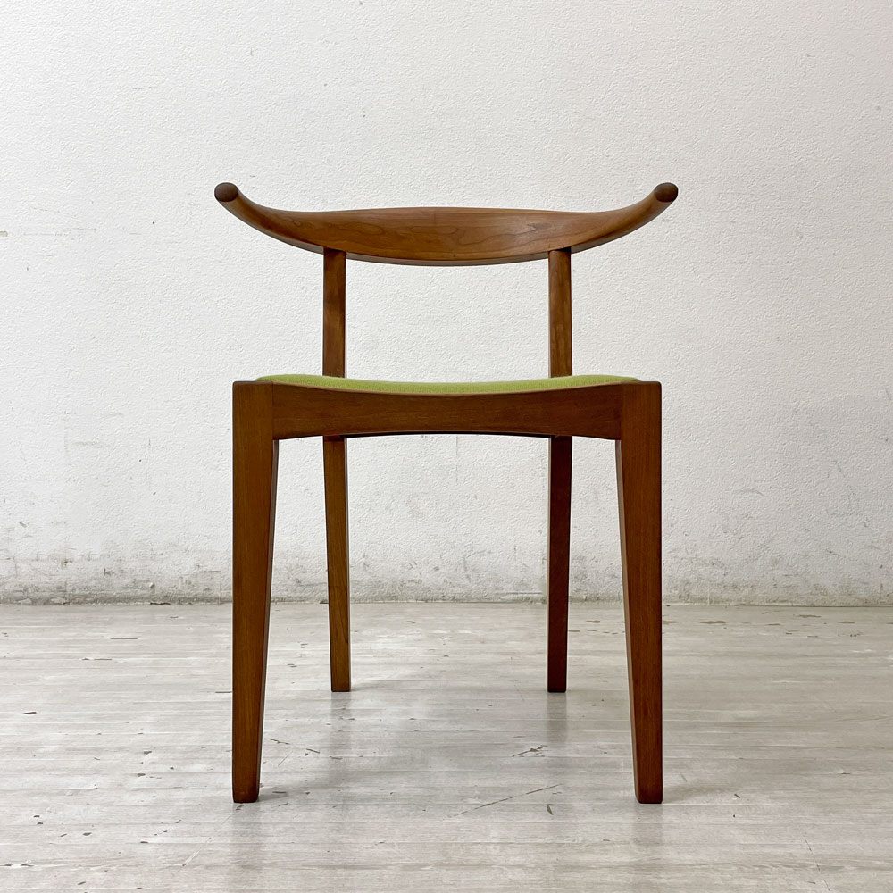 ウッドユーライクカンパニー WOOD YOU LIKE COMPANY アイチェア AI CHAIR アームチェア チェリー無垢材 ファブリック張替え済み ライトグリーン A ●