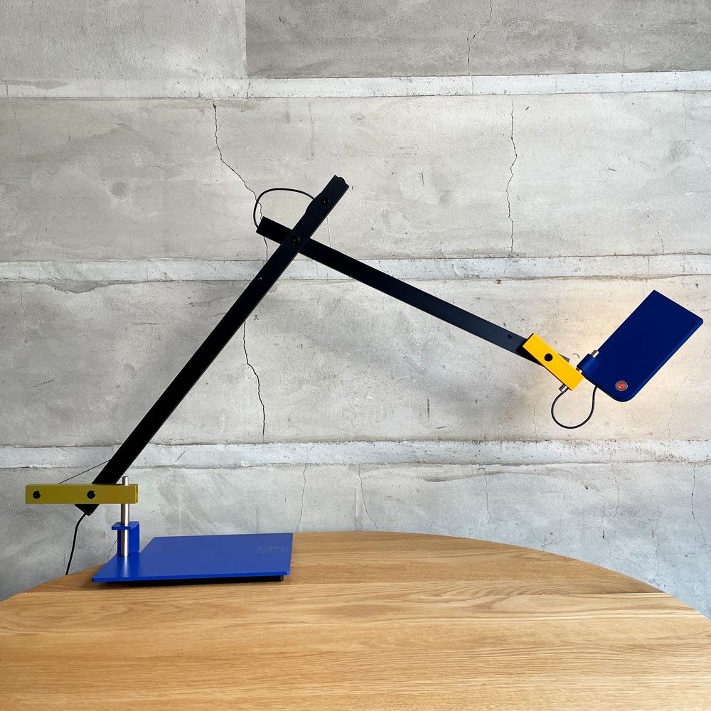 アルテミデ Artemide ローテク Lotek LED テーブルライト デスクライト 無段階調光機能 ハビエル・マリスカル 廃番 展示品 箱付♪